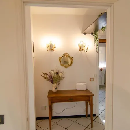 Fuoriporta Affitti Brevi - Orchidee Del Ducato Apartment