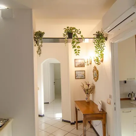 Fuoriporta Affitti Brevi - Orchidee Del Ducato Apartment *